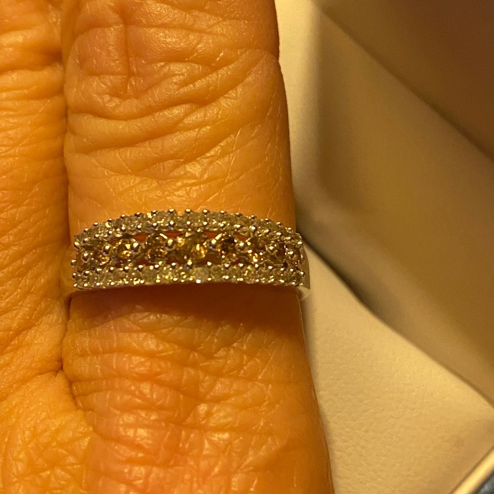 Champagne diamond ring